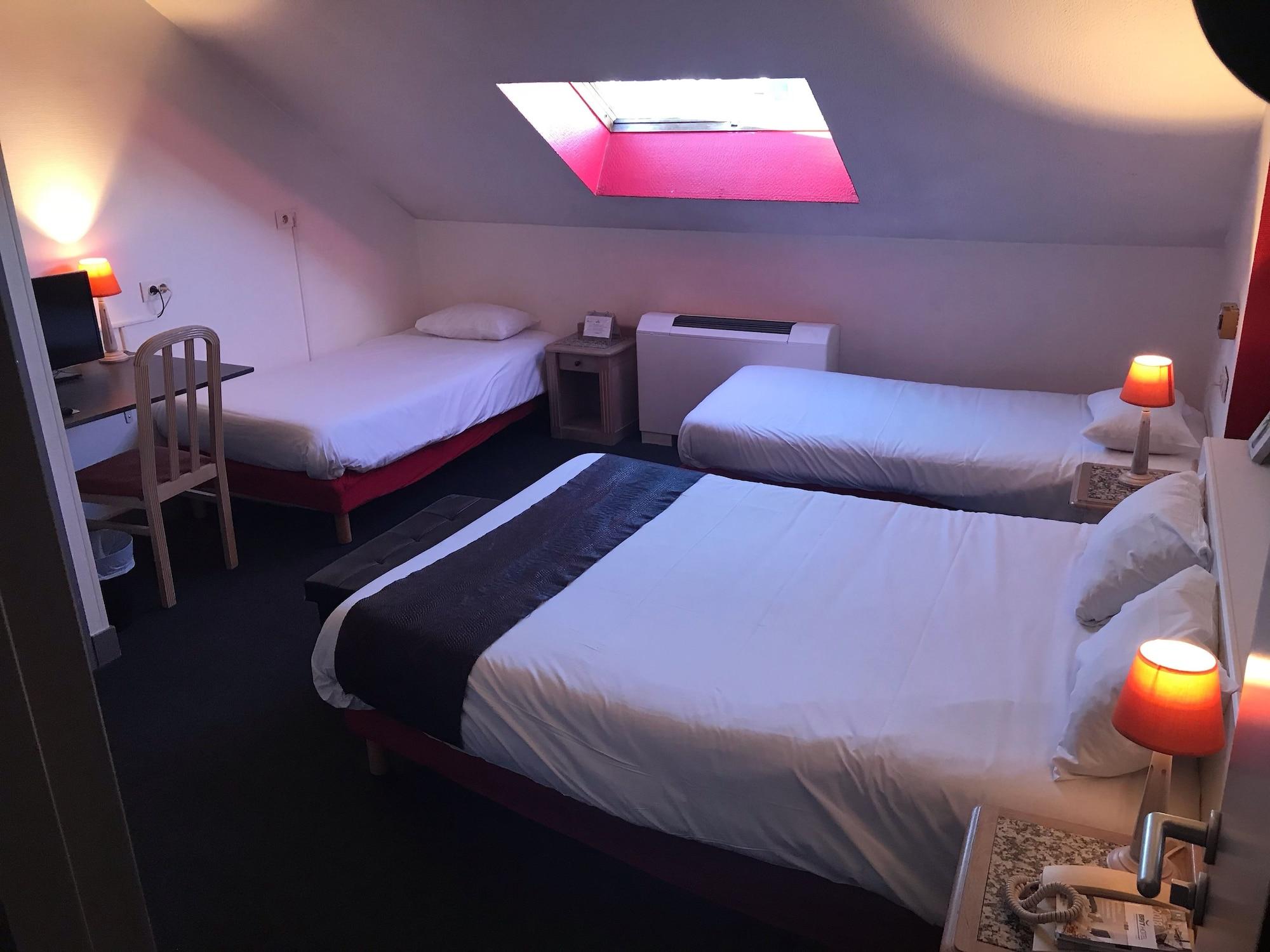 Brit Hotel Aux Sacres Reims, Centre Historique ภายนอก รูปภาพ