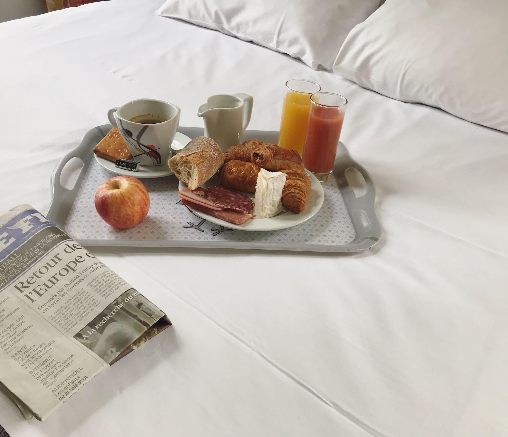 Brit Hotel Aux Sacres Reims, Centre Historique ภายนอก รูปภาพ